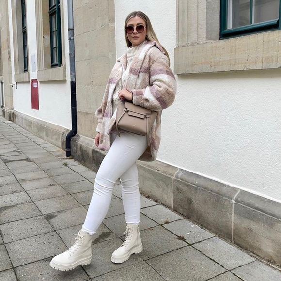 H&M Plaid Pastel Colors Faux Shearling Jacket Lined Warm - Picture 4 of 14